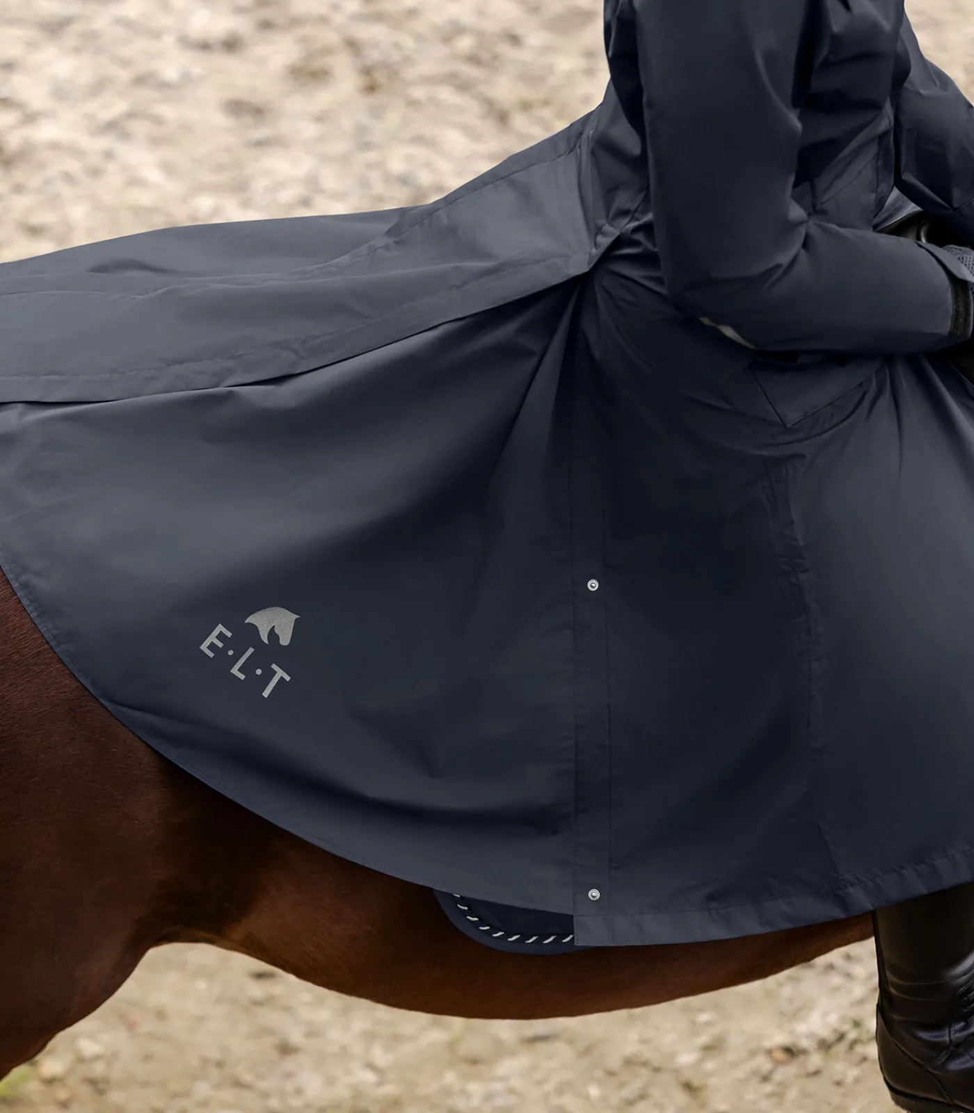 ELT Equestrian Performance|Reitjacken & -Mäntel>Regenmantel Fehmarn