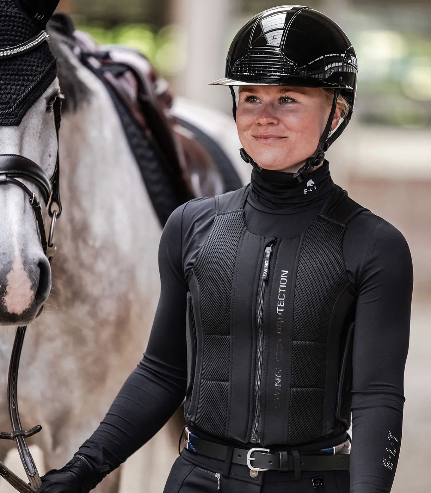 SWING Rückenprotektoren>Rückenprotektor P24 Pro, Erwachsene