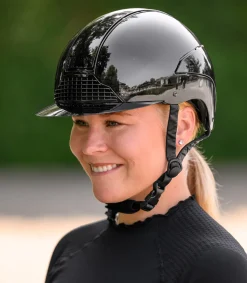 SWING Reithelme><noscript><img width=